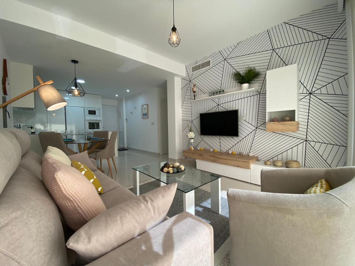 Bianca 212 - Cosy Flat 250m From Mil Palmeras Apartment Torre de la Horadada