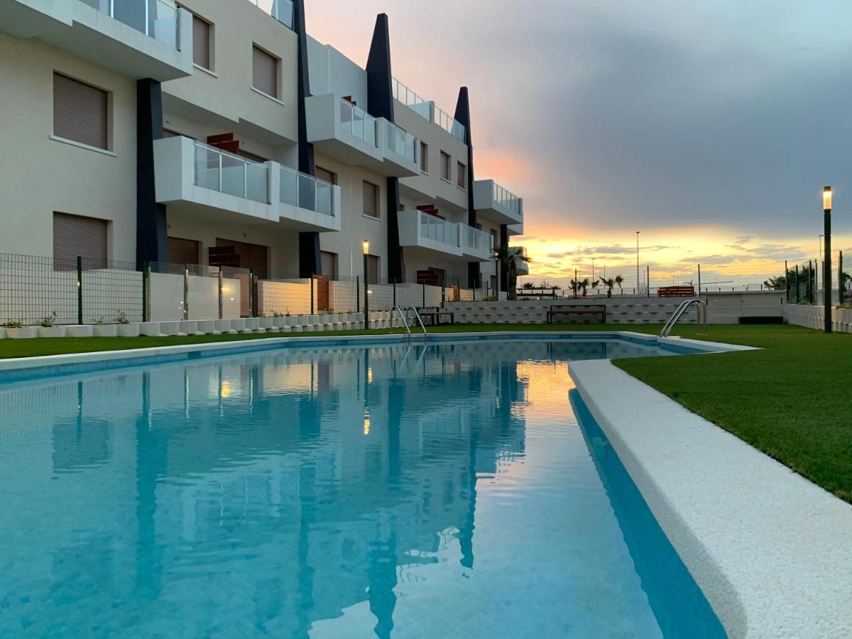 Bianca 212 - Cosy Flat 250m From Mil Palmeras Apartment *
