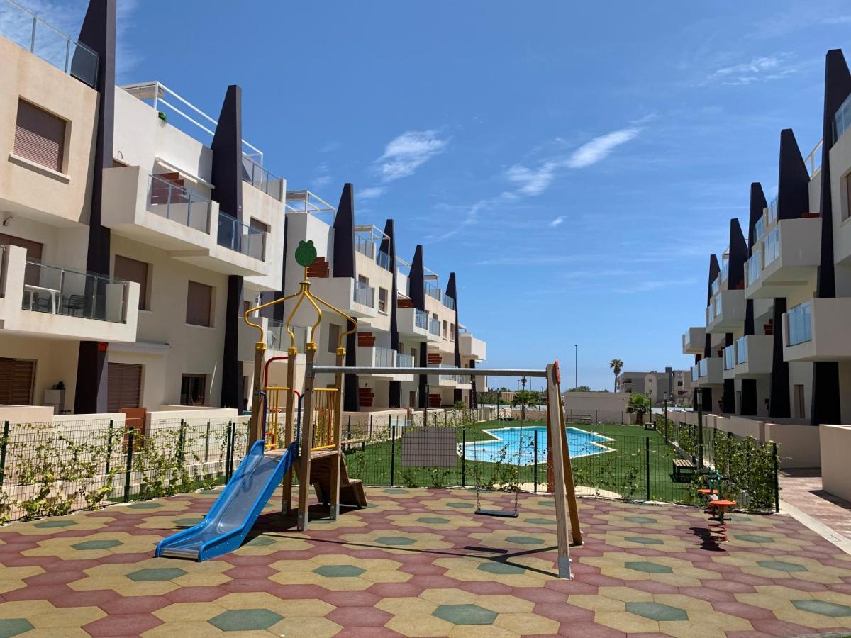 Apartamento Bianca 212 - Cosy Flat 250m From Mil Palmeras Torre de la Horadada